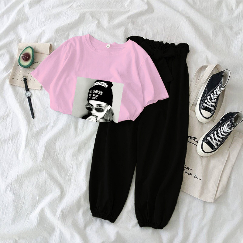 ブラック+ピンクTシャツ