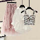 ホワイトシャツ+アプリコットキャミソール+ピンクスカート