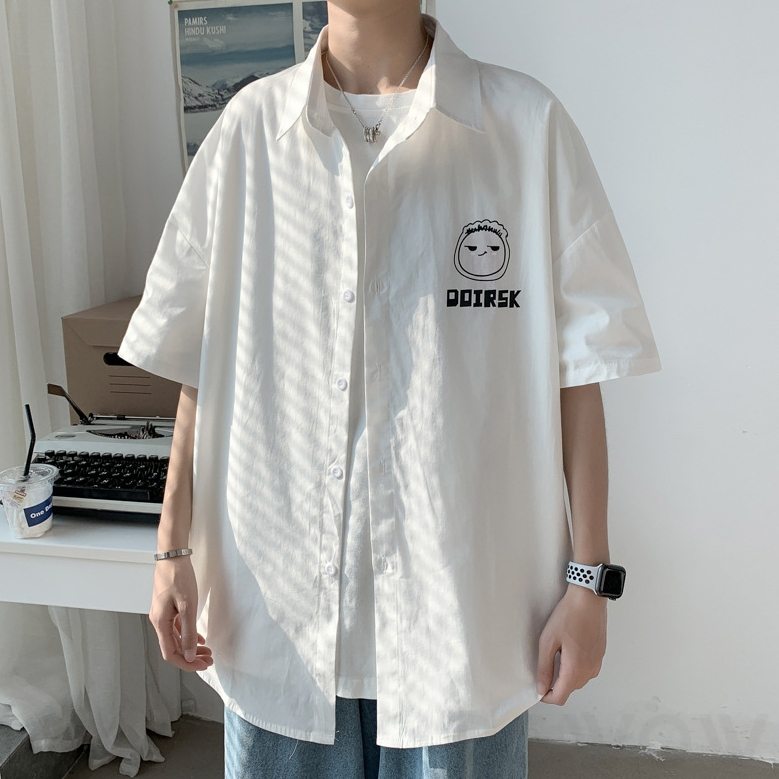 半袖シンプルカジュアル学園風折り襟シングルブレストプリントプリントカートゥーンシャツ