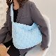 【韓国風ファッション】ポリエステル ファスナー 肩掛け 斜め掛け 無地 カジュアル シンプル 大容量 ショルダーバッグ・ハンドバッグ