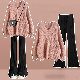 ピンク／セーター+ブラック／パンツ