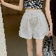 【絶対欲しい】ショートパンツ 韓国ファッション ハイウエスト ショート丈（3分4分丈） 無地 脚長効果 夏服 カジュアル 大きめのサイズ感